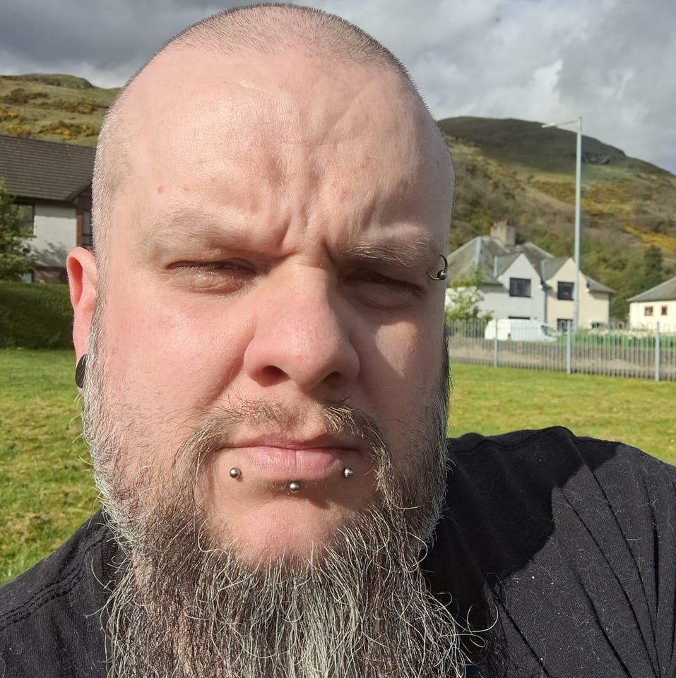 Mik McLean